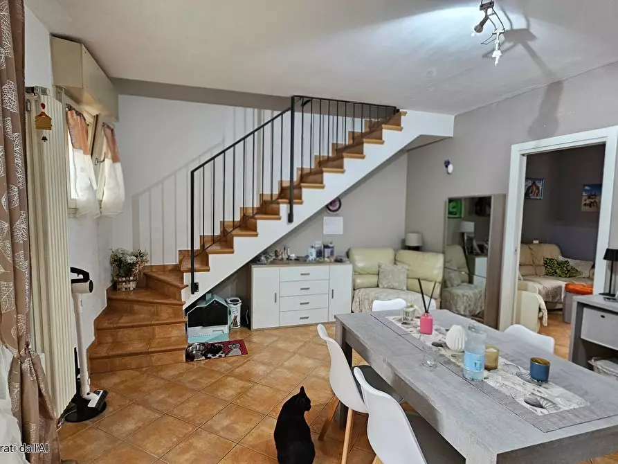 Immagine 2 di Casa indipendente in vendita  in Via Petrosa a Ravenna