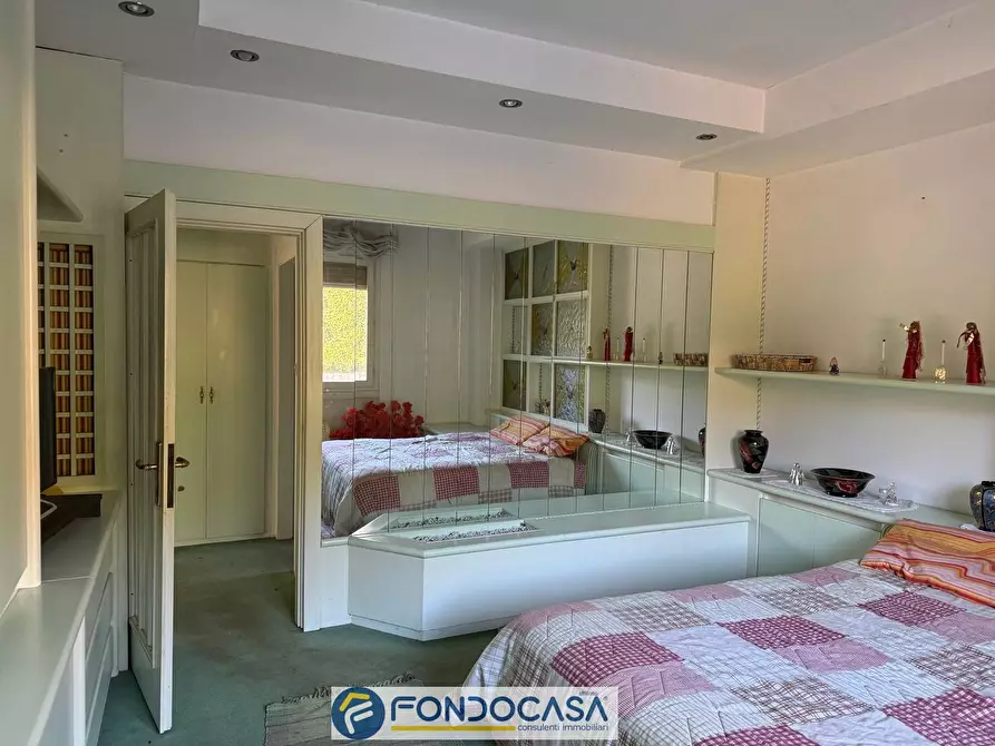 Immagine 15 di Villa in vendita  a Paratico