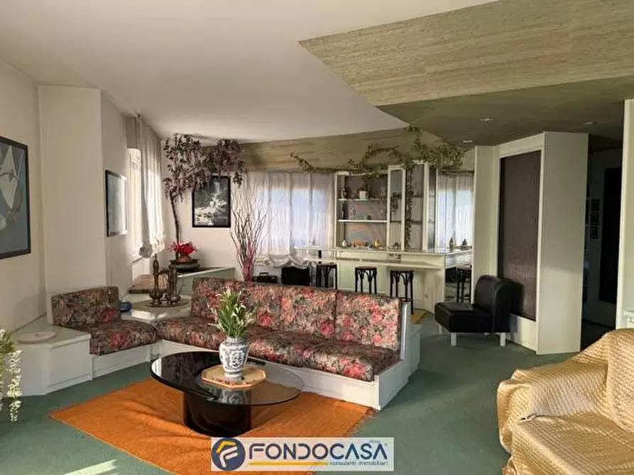 Immagine 4 di Villa in vendita  a Paratico