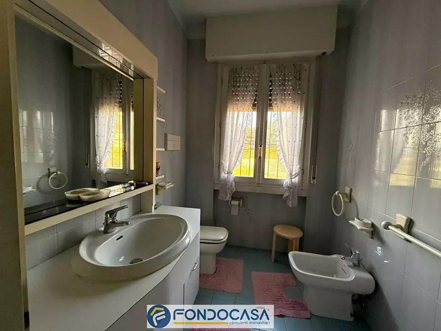 Immagine 18 di Villa in vendita  a Capriolo