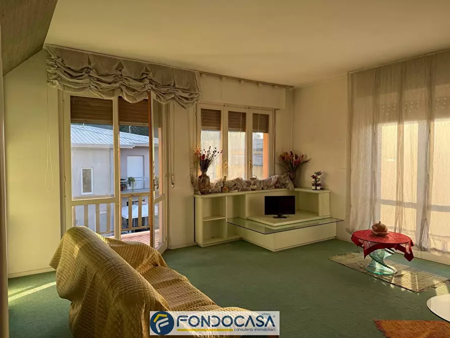 Immagine 3 di Villa in vendita  a Adro