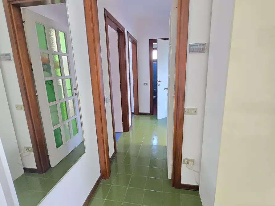 Immagine 12 di Appartamento in vendita  in Via Taormina 49 a Martinsicuro