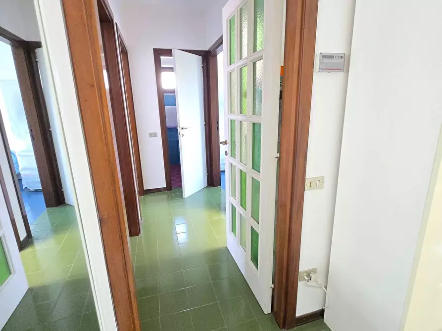 Immagine 13 di Appartamento in vendita  in Via Taormina 49 a Martinsicuro