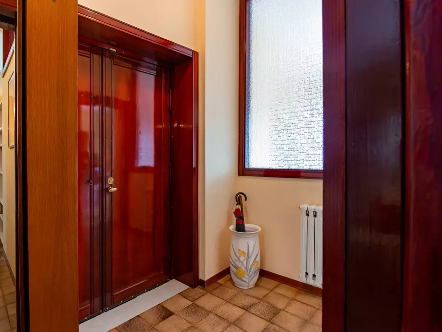 Immagine 8 di Appartamento in vendita  in Via E.A. Mario 22 a Pellezzano