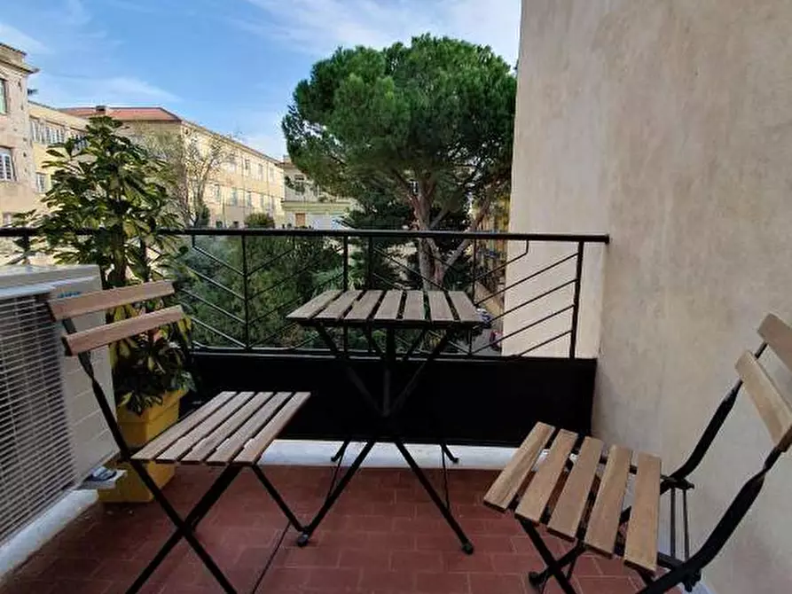 Immagine 1 di Appartamento in vendita  in Via Guerino Grimaldi 5 a Salerno