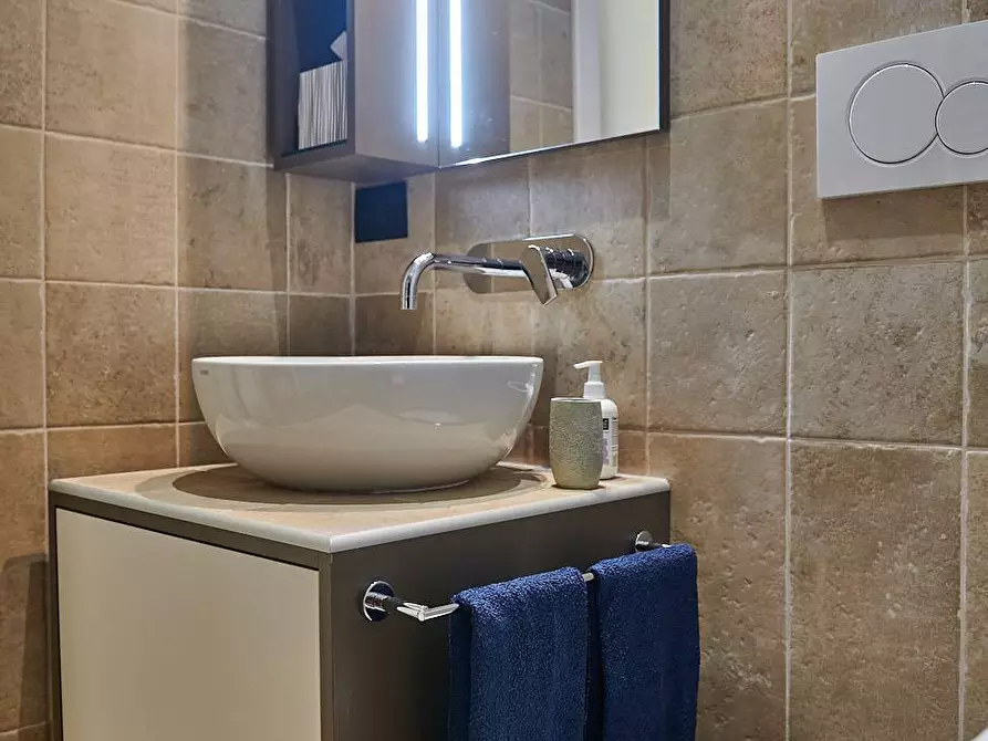 Immagine 5 di Casa indipendente in vendita  in via Luigi Cadorna 82 a Martignano