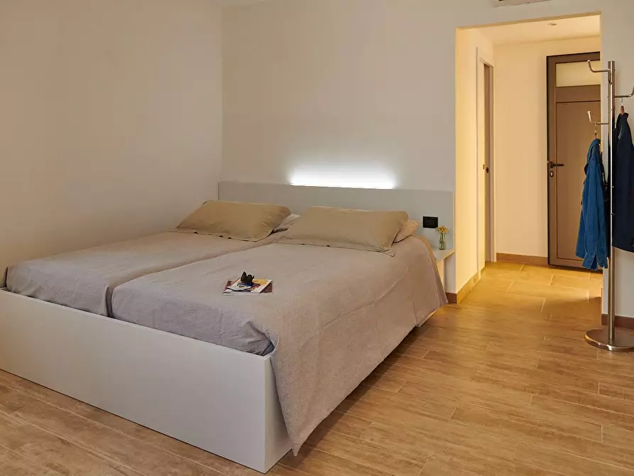 Immagine 6 di Casa indipendente in vendita  in via Luigi Cadorna 82 a Martignano