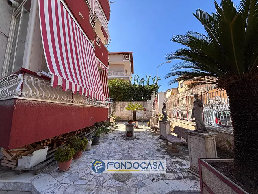 Immagine 5 di Appartamento in vendita  in via tiziano a Sant'antimo