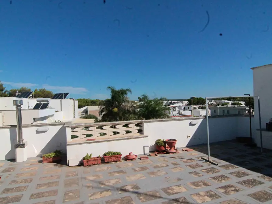 Immagine 5 di Appartamento in vendita  in via c. colombo 6 a Avetrana