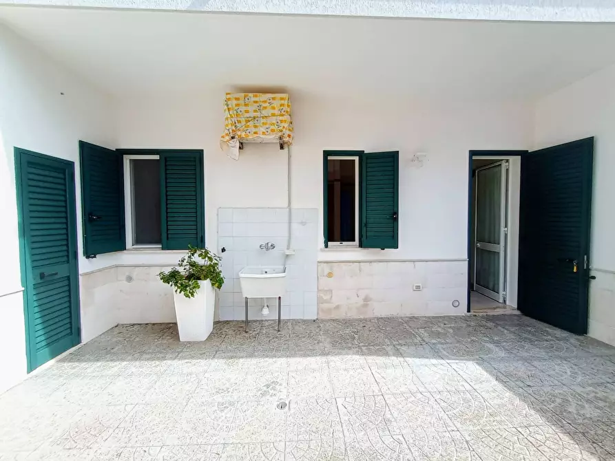 Immagine 16 di Casa semindipendente in vendita  in Via Walter Chiari a Melendugno