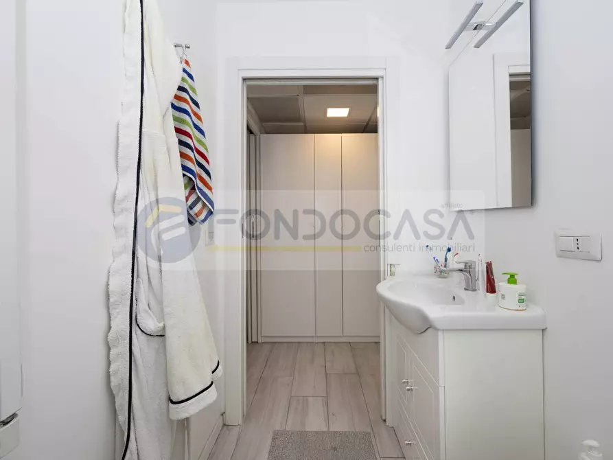 Immagine 11 di Appartamento in vendita  in Via Ambrogio De Marchi Gherini 5 a Milano