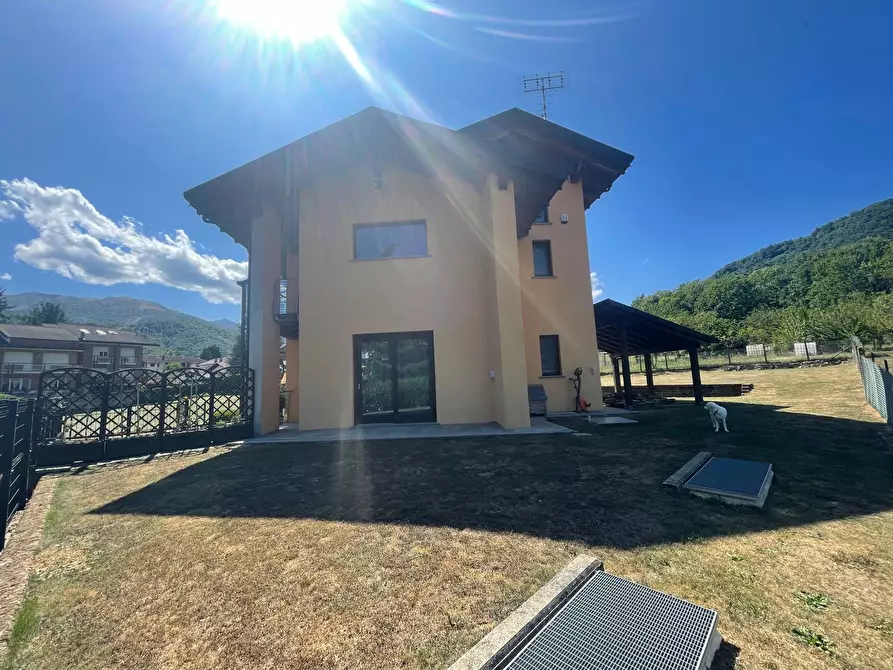 Immagine 45 di Villa in vendita  a Coazze