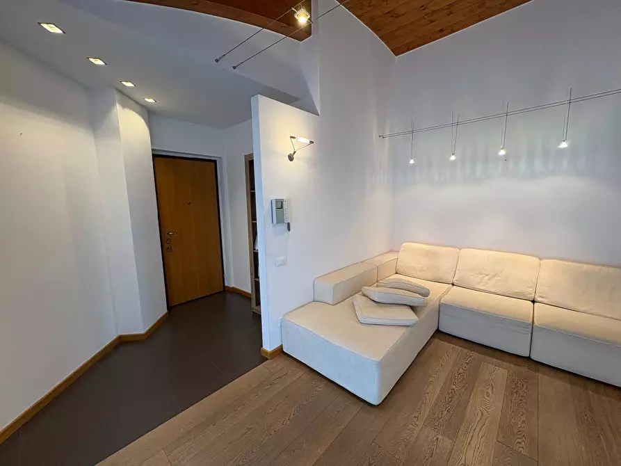 Immagine 6 di Attico in vendita  in Piazza Manzù a Clusone