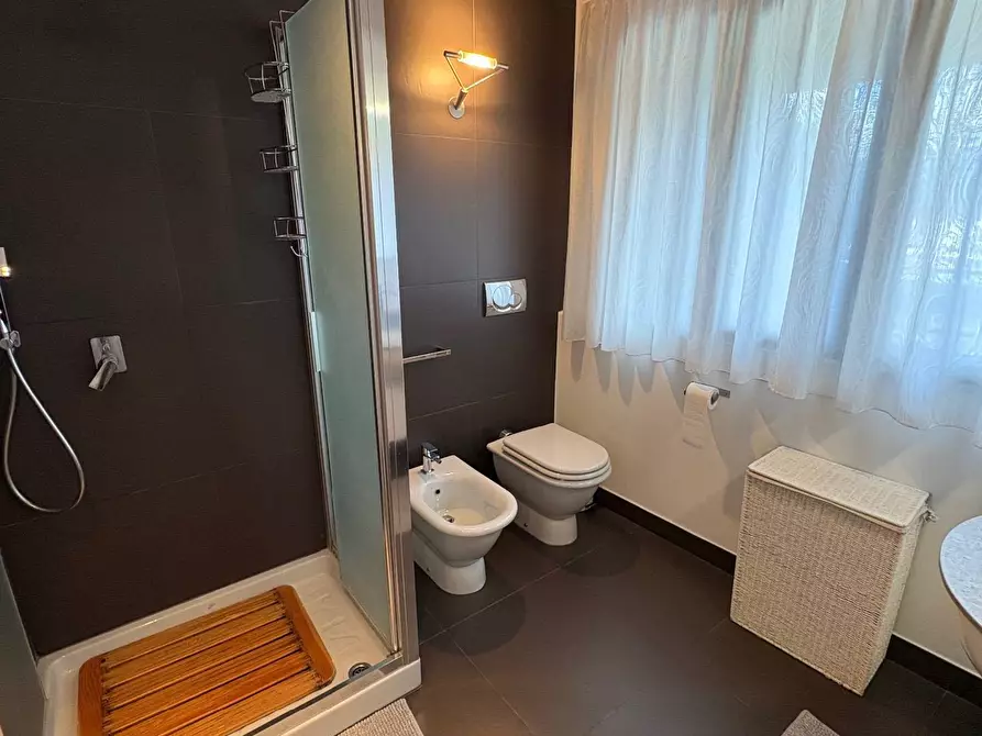 Immagine 14 di Attico in vendita  in Piazza Manzù a Clusone