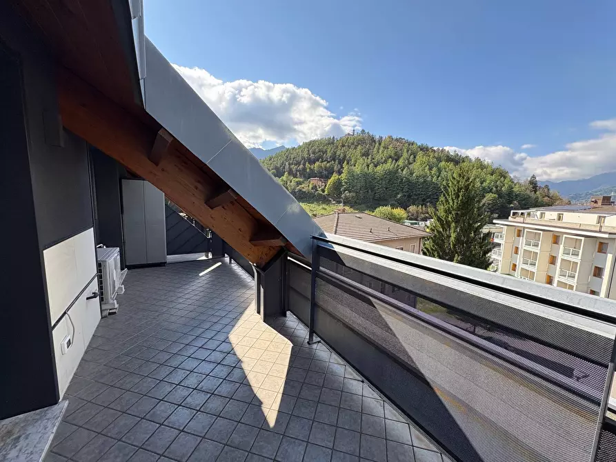 Immagine 16 di Attico in vendita  in Piazza Manzù a Clusone