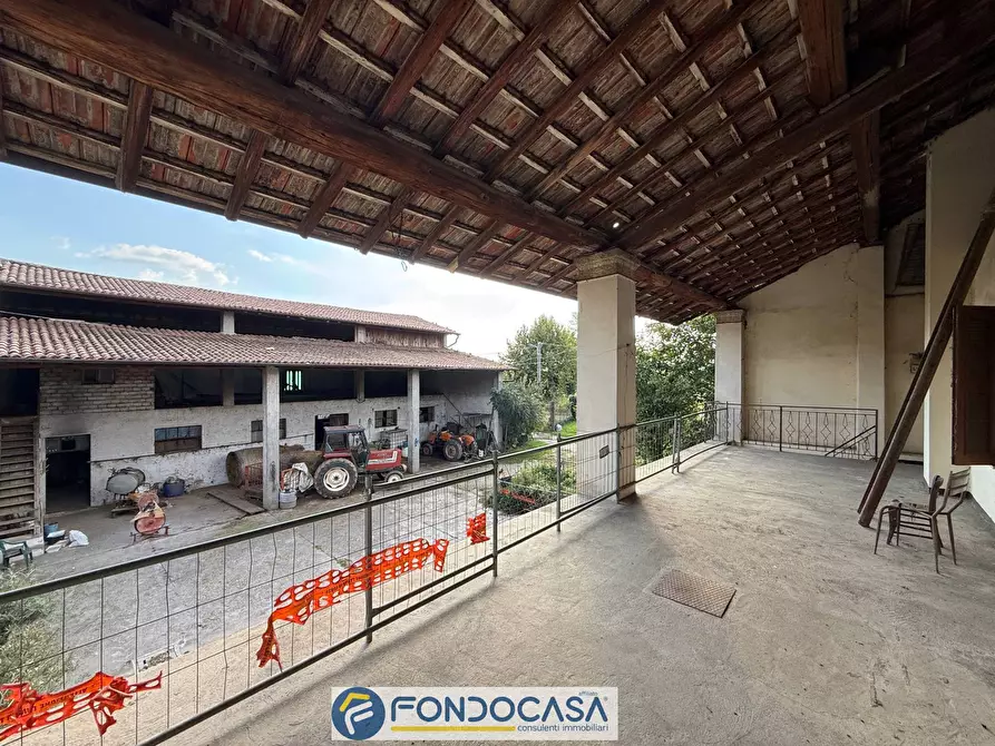 Immagine 5 di Rustico / casale in vendita  a Cazzago San Martino