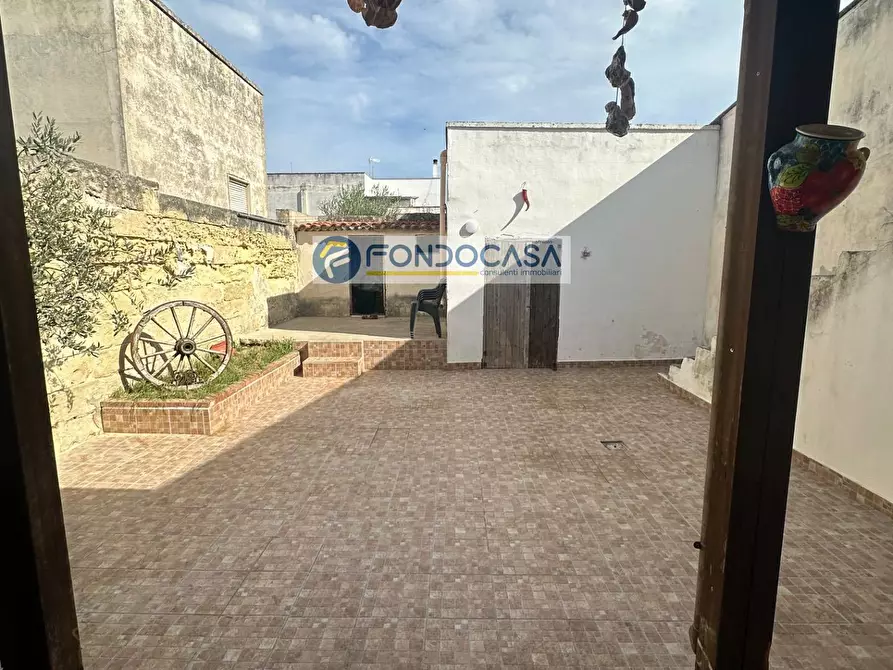 Immagine 18 di Casa indipendente in vendita  in Via Nazario sauro a Bagnolo Del Salento