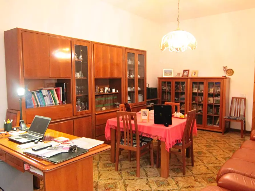 Immagine 3 di Appartamento in vendita  in VIA GUERRAZZI 20 a Avetrana