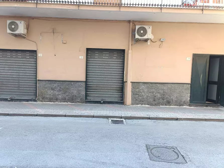 Immagine 3 di Attività commerciale in affitto  in VIA STARZA 18 a Angri