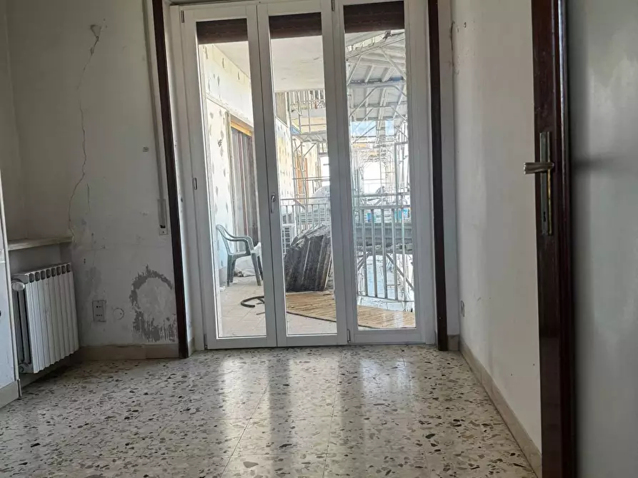 Immagine 12 di Appartamento in vendita  in Corso Vittorio Emanuele 172 a Salerno