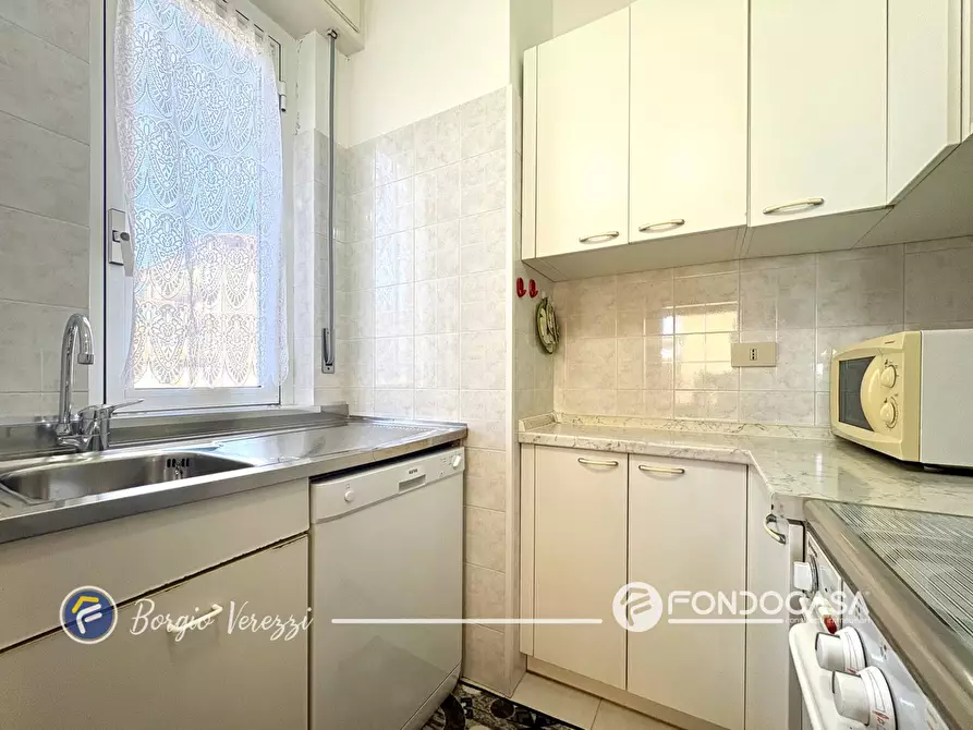 Immagine 12 di Appartamento in vendita  in Via XXV Aprile a Borgio Verezzi