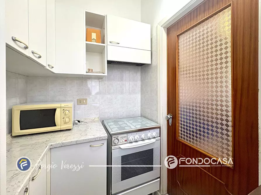 Immagine 15 di Appartamento in vendita  in Via XXV Aprile a Borgio Verezzi