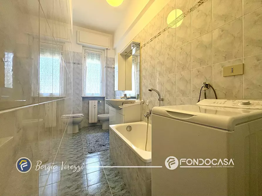 Immagine 33 di Appartamento in vendita  in Via XXV Aprile a Borgio Verezzi