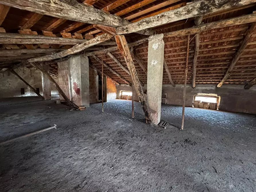 Immagine 7 di Appartamento in vendita  in via GiacOMO bUDETTI 12 a Pontecagnano Faiano