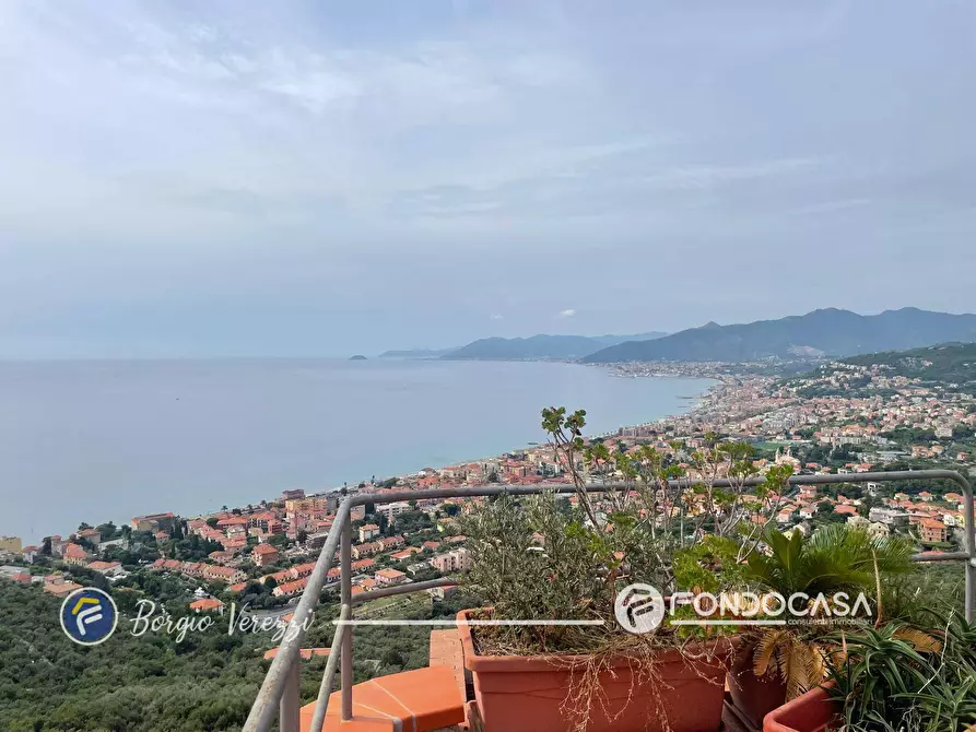 Immagine 5 di Appartamento in vendita  a Borgio Verezzi