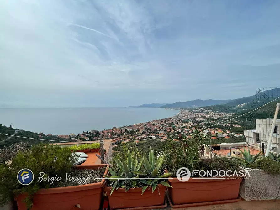 Immagine 3 di Appartamento in vendita  a Borgio Verezzi