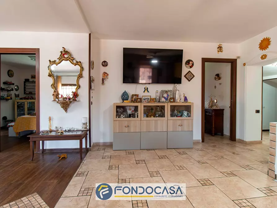 Immagine 30 di Villa in vendita  in Via Donato Bramante 10 a Pontecagnano Faiano