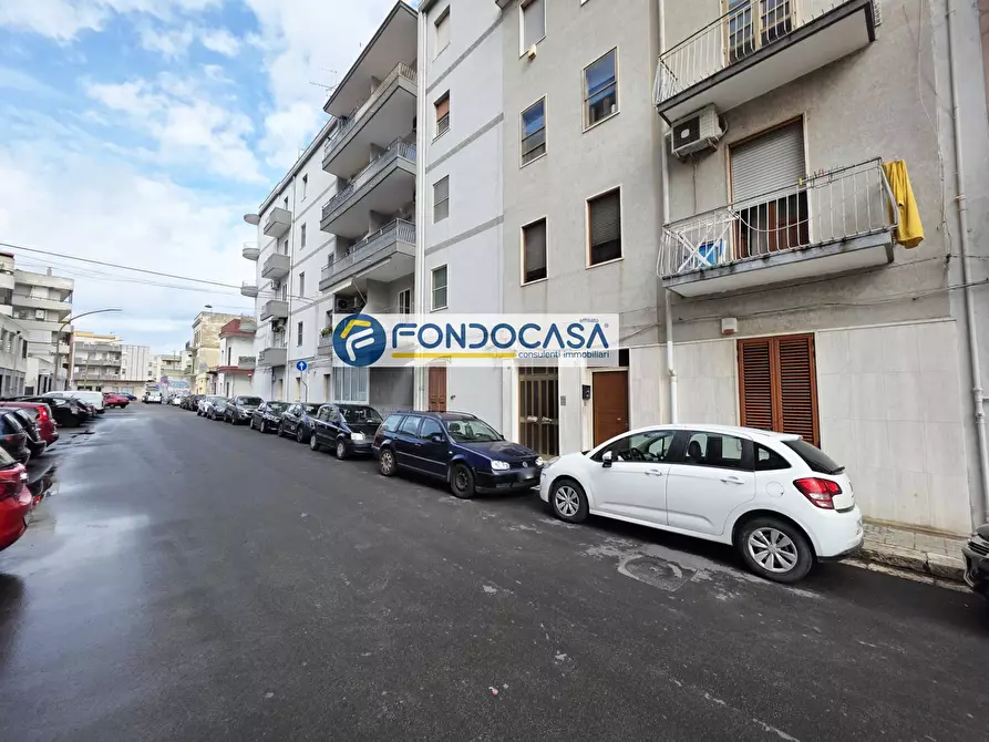 Immagine 2 di Appartamento in vendita  in via cicerone 38 a Brindisi