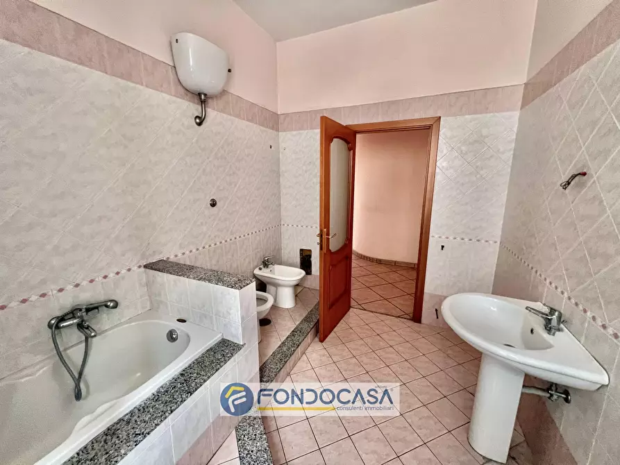 Immagine 3 di Appartamento in vendita  in via edmondo de amicis 25 a Cancello Ed Arnone