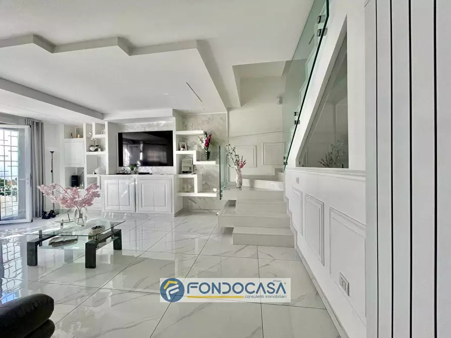 Immagine 5 di Villetta a schiera in vendita  in via alessandro volta a Sant'arpino