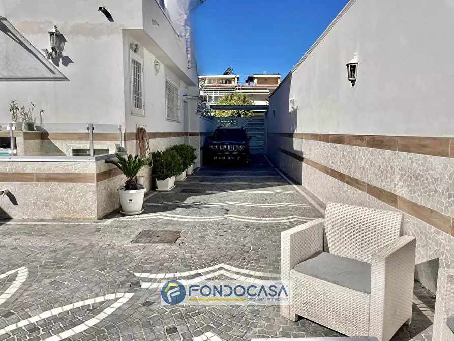 Immagine 6 di Villetta a schiera in vendita  in via alessandro volta a Sant'arpino