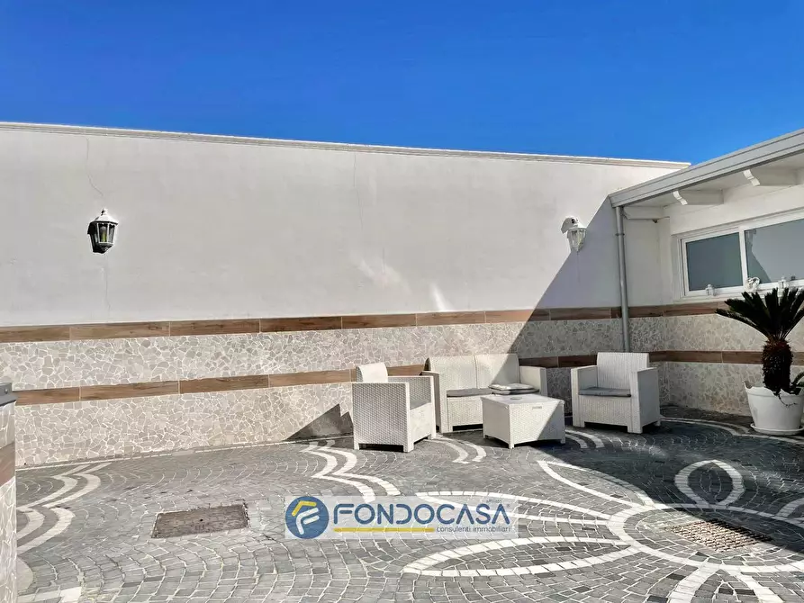 Immagine 11 di Villetta a schiera in vendita  in via alessandro volta a Sant'arpino