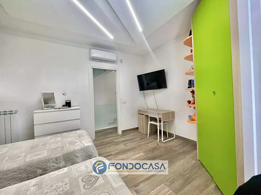 Immagine 24 di Villetta a schiera in vendita  in via alessandro volta a Sant'arpino