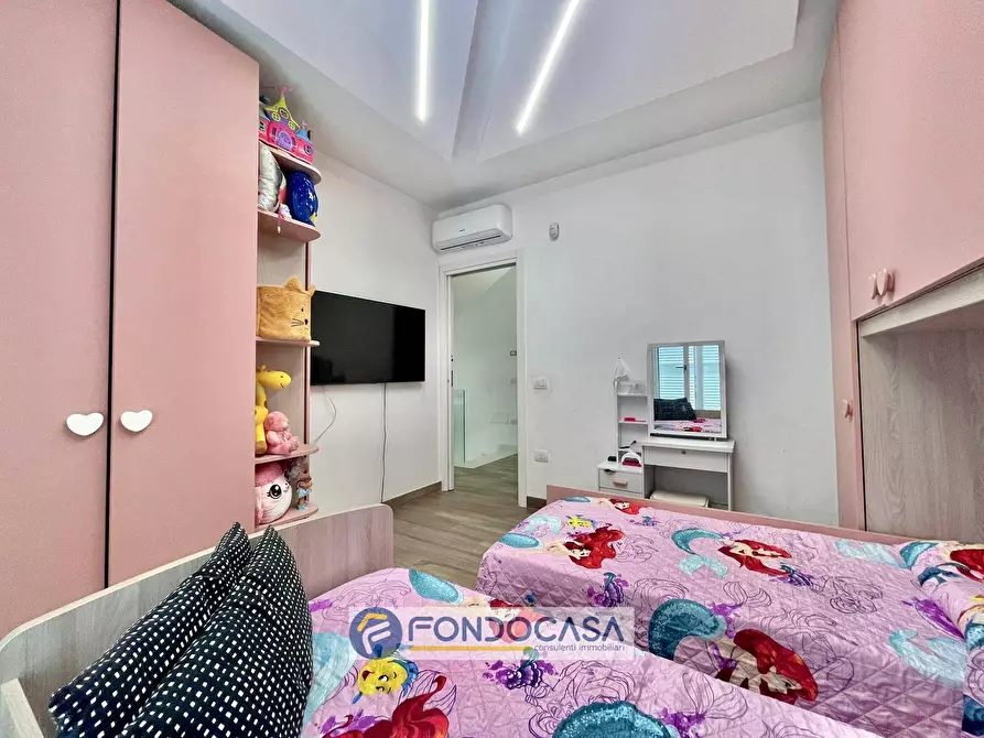 Immagine 25 di Villetta a schiera in vendita  in via alessandro volta a Sant'arpino