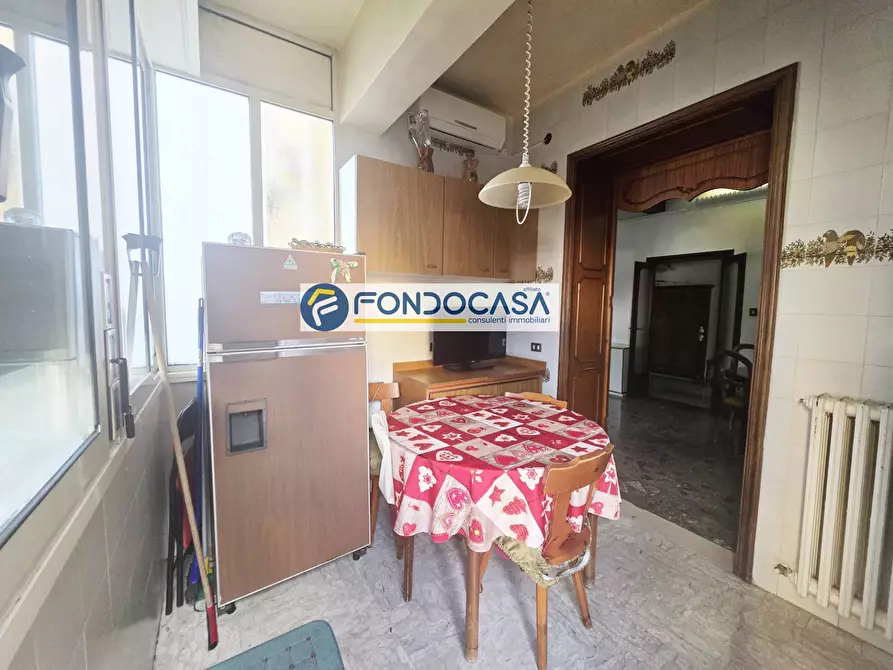 Immagine 11 di Appartamento in vendita  in piazza luigi gozzano 2 a Brindisi