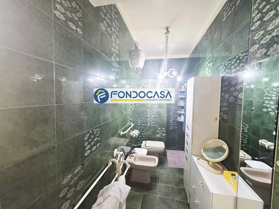 Immagine 22 di Appartamento in vendita  in piazza luigi gozzano 2 a Brindisi