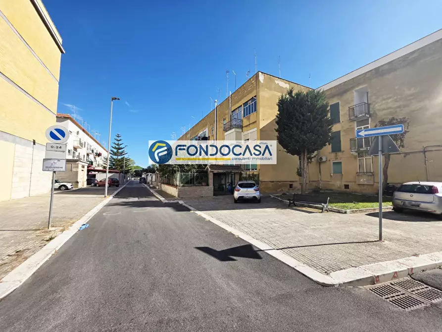 Immagine 1 di Appartamento in vendita  in piazza luigi gozzano 2 a Brindisi
