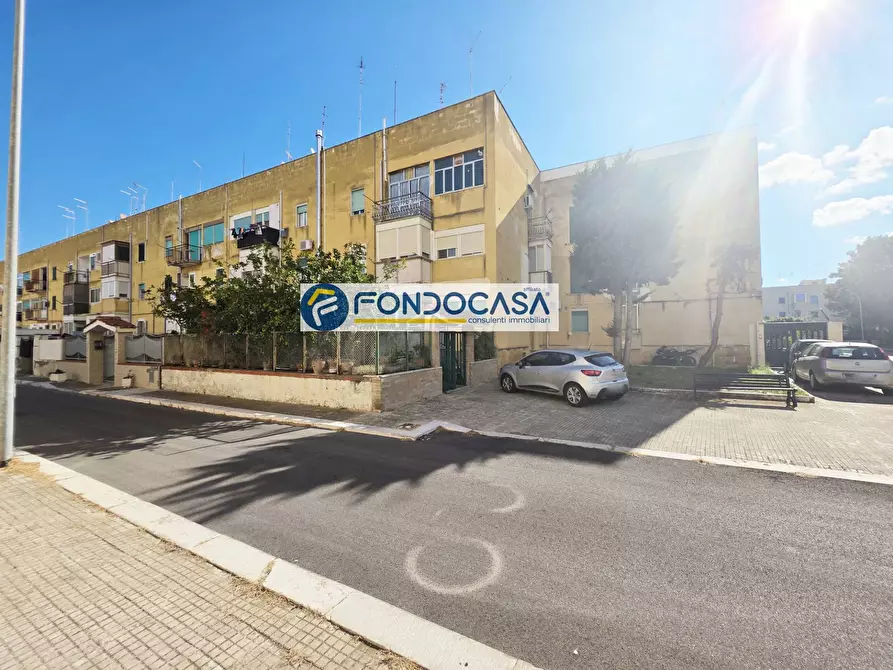 Immagine 2 di Appartamento in vendita  in piazza luigi gozzano 2 a Brindisi