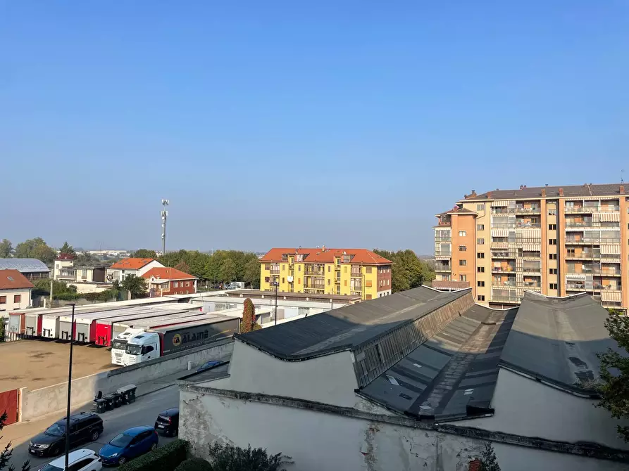 Immagine 11 di Appartamento in vendita  in Via Guglielmo Pepe 14 a Torino