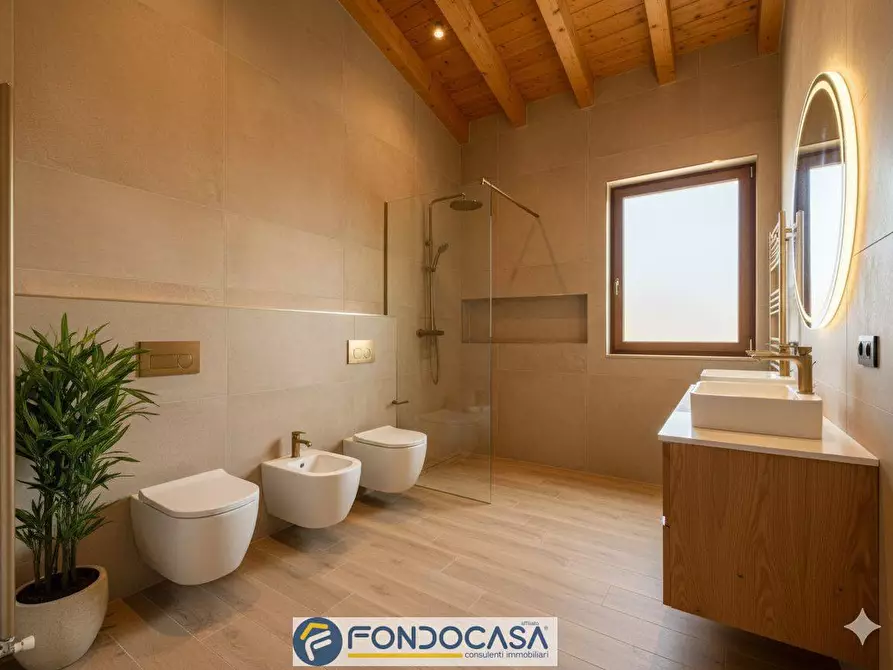 Immagine 11 di Villa in vendita  a Ospitaletto