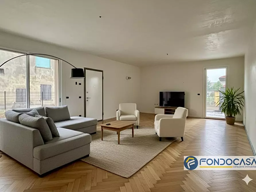 Immagine 3 di Casa semindipendente in vendita  a Castelli Calepio