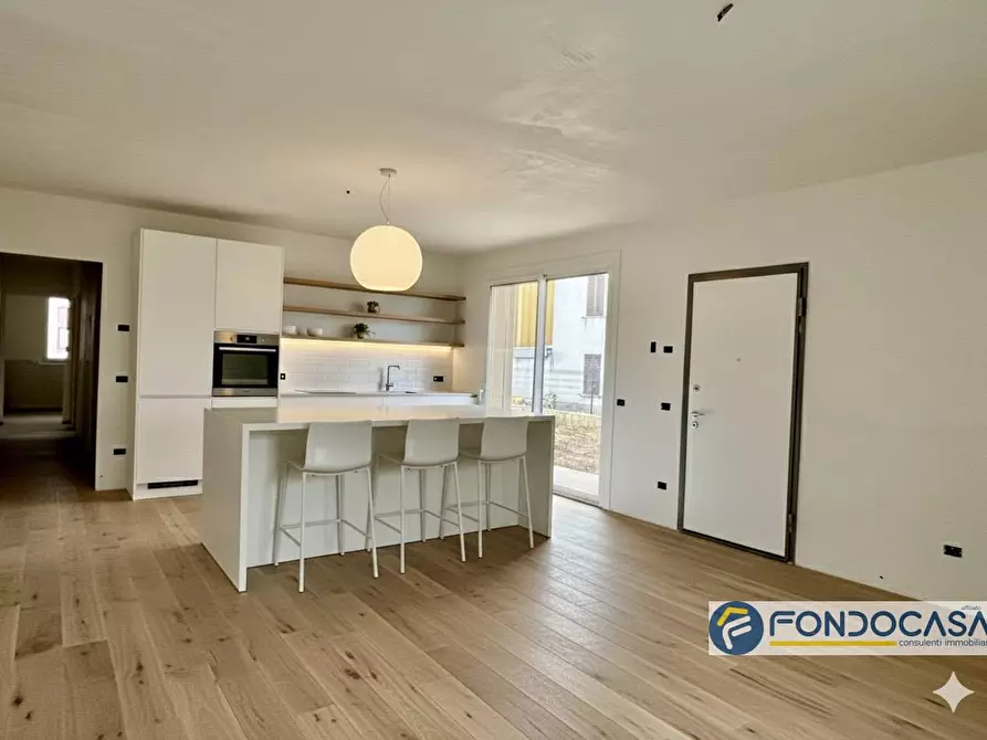 Immagine 4 di Casa semindipendente in vendita  a Castelli Calepio