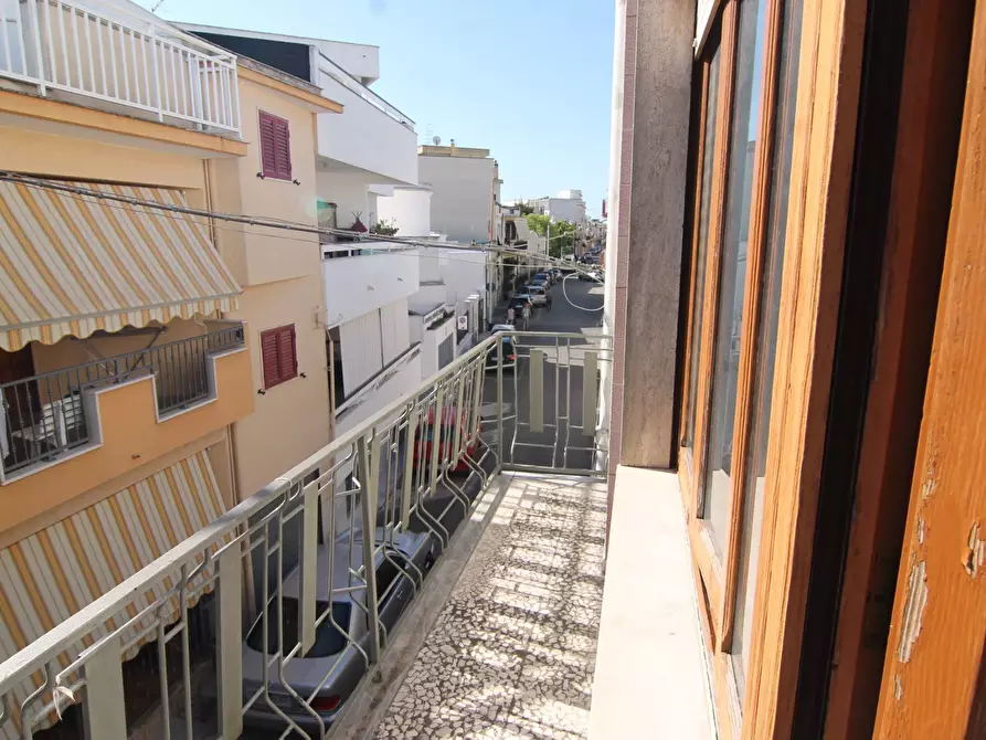 Immagine 4 di Appartamento in vendita  in guglielmo marconi 21 a Avetrana