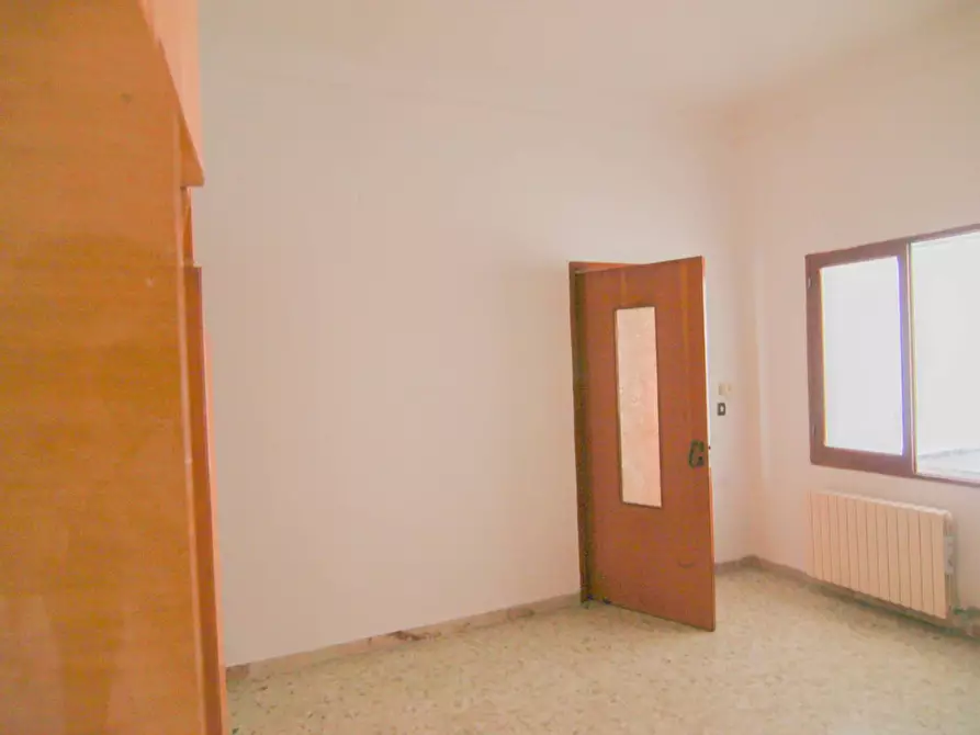 Immagine 10 di Appartamento in vendita  in guglielmo marconi 21 a Avetrana