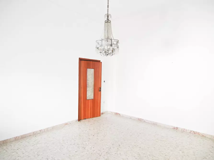 Immagine 14 di Appartamento in vendita  in guglielmo marconi 21 a Avetrana