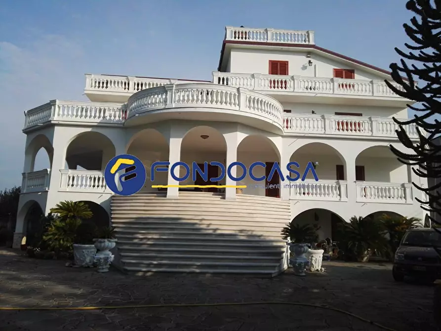 Immagine 2 di Villa in vendita  in via nazionale 10 a Benevento